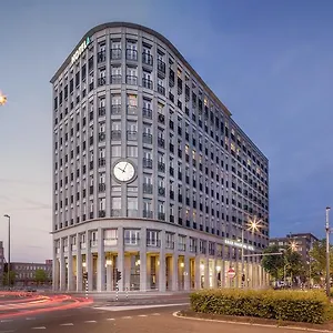 4* Hotel Amadi Panorama