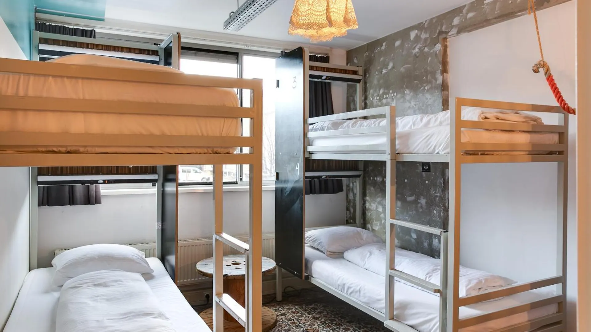 Clinkmama Hostel Amsterdam