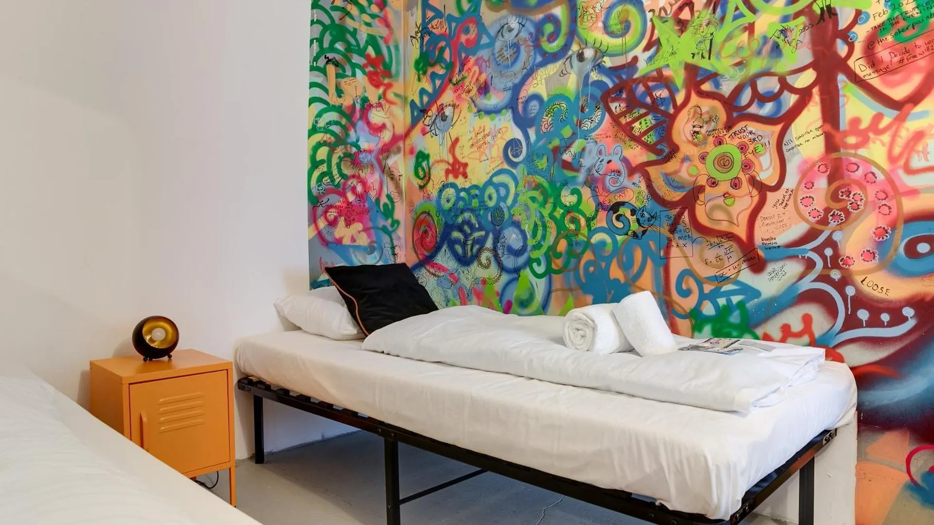 Clinkmama Hostel Amsterdam