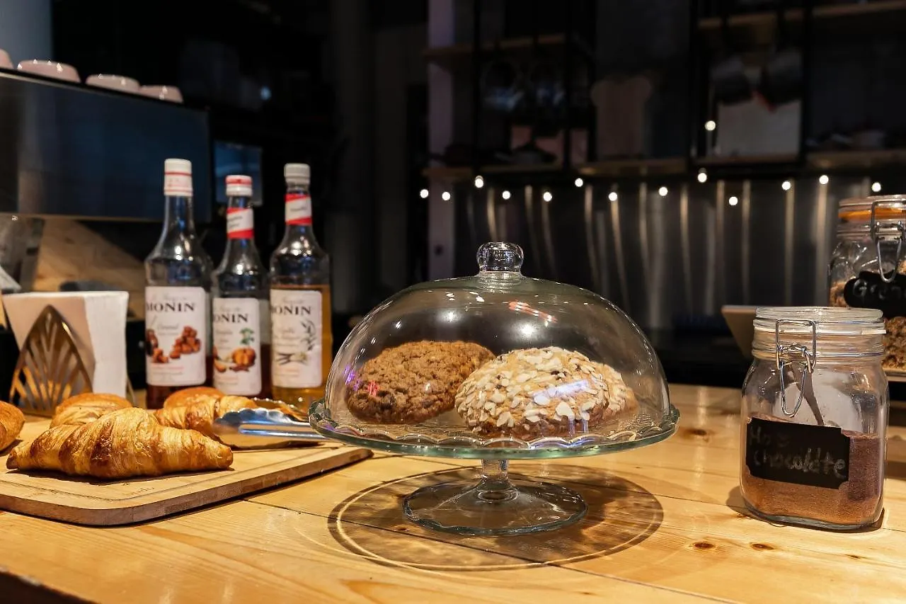 Clinkmama Hostel Amsterdam