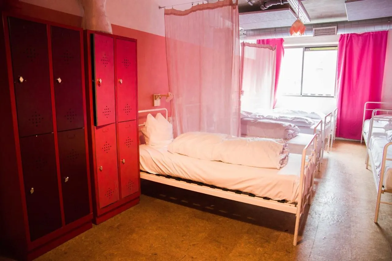 Clinkmama Hostel Amsterdam
