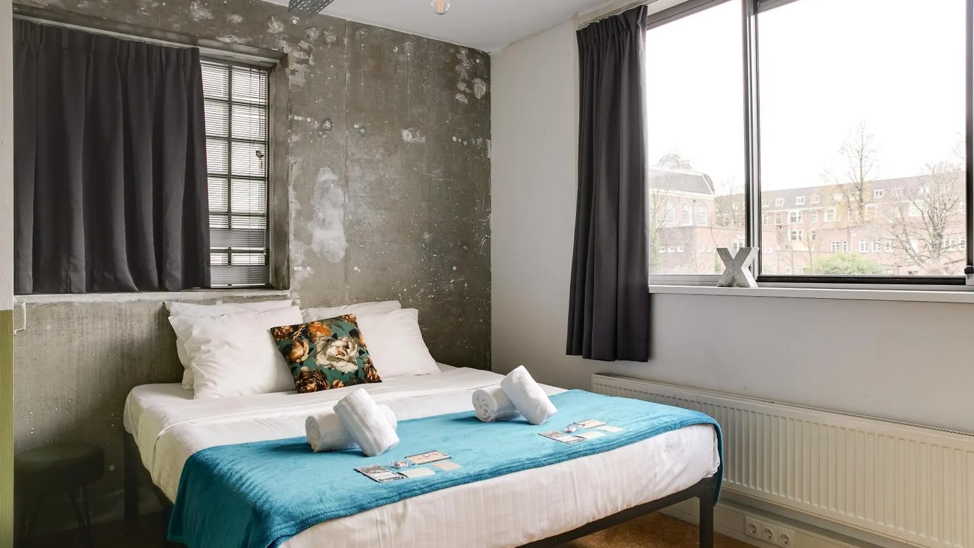 Clinkmama Hostel Amsterdam