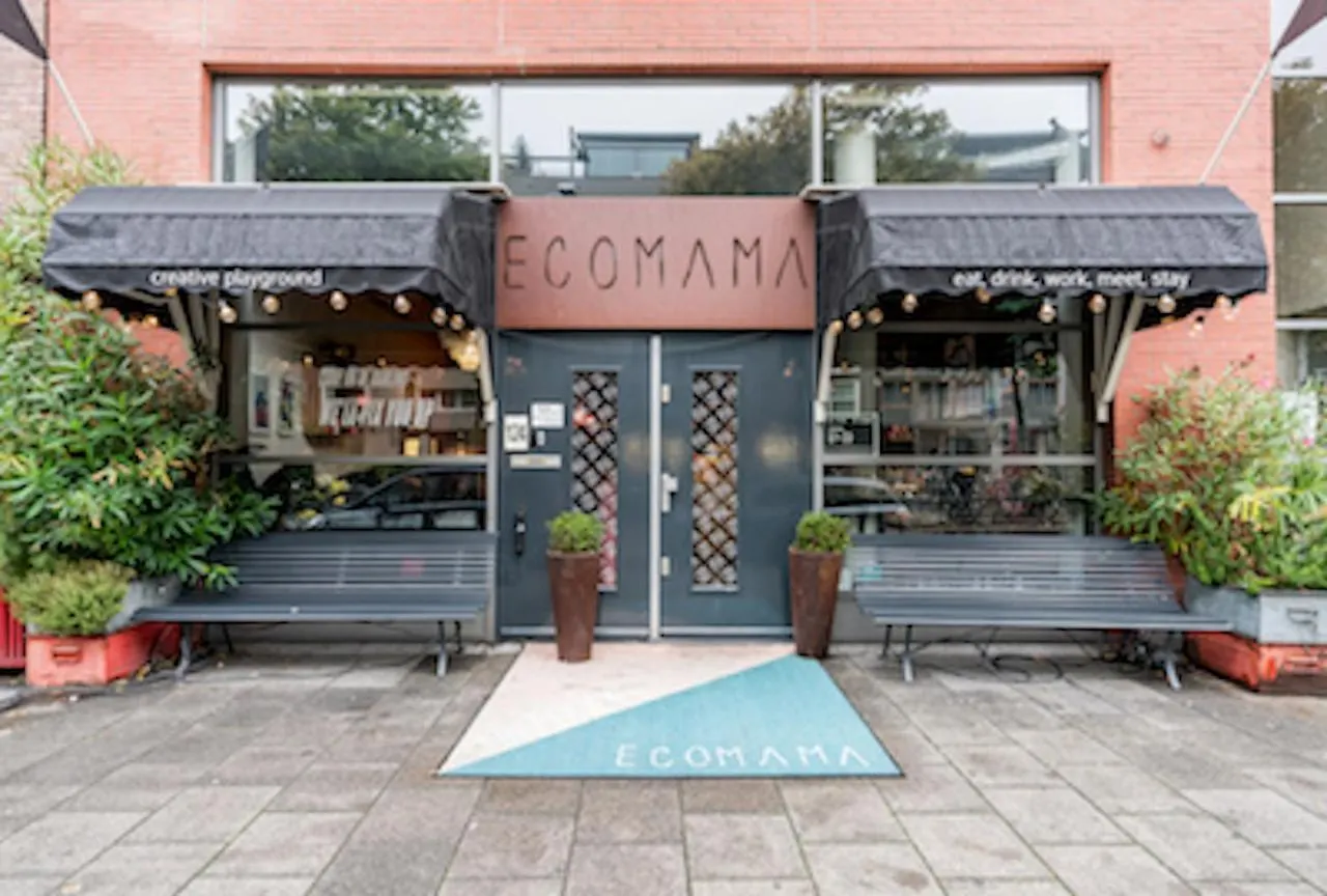 Clinkmama Hostel Amsterdam Netherlands